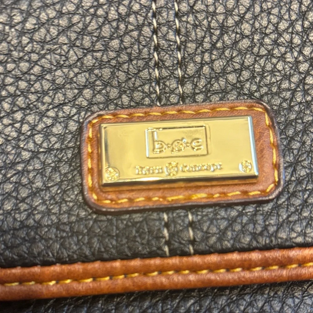 Born Concept Black and Brown Crossbody Bag Purse - Picture 5 of 10